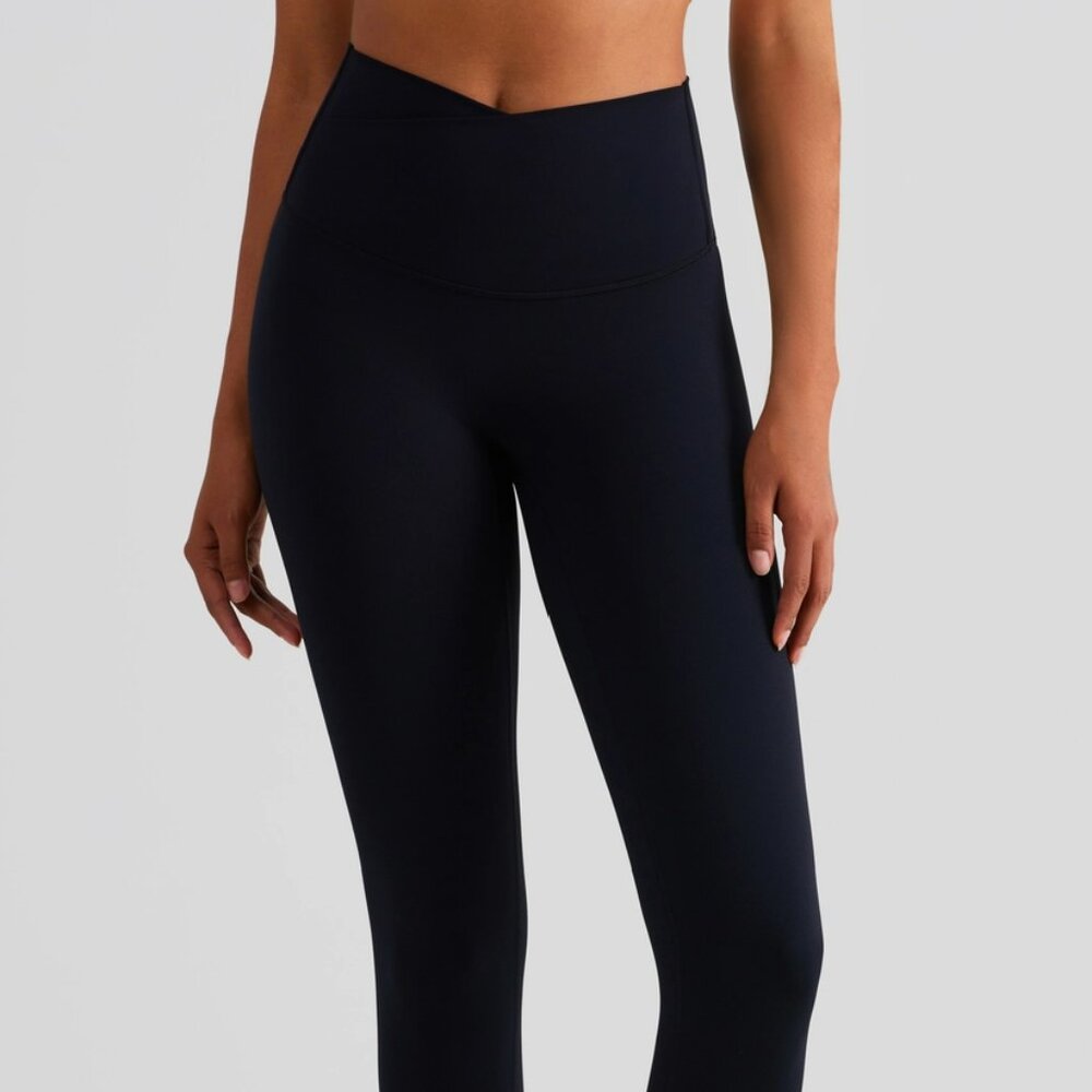 NWT High Waisted Cross Over Leggings No Pockets